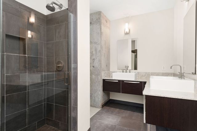 700 12th Ave S Unit 1411, Nashville, TN 37203