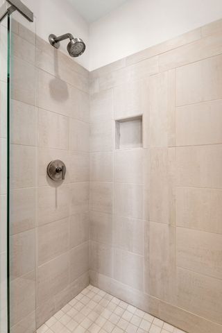 700 12th Ave S Unit 1411, Nashville, TN 37203