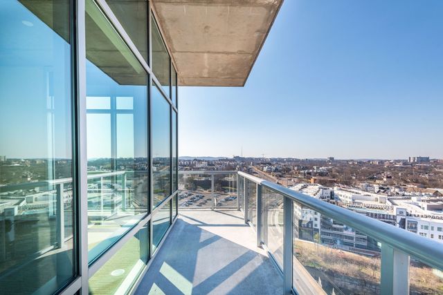 700 12th Ave S Unit 1411, Nashville, TN 37203