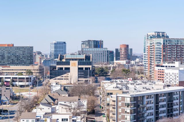 700 12th Ave S Unit 1411, Nashville, TN 37203