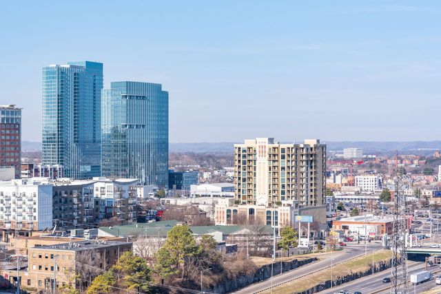 700 12th Ave S Unit 1411, Nashville, TN 37203