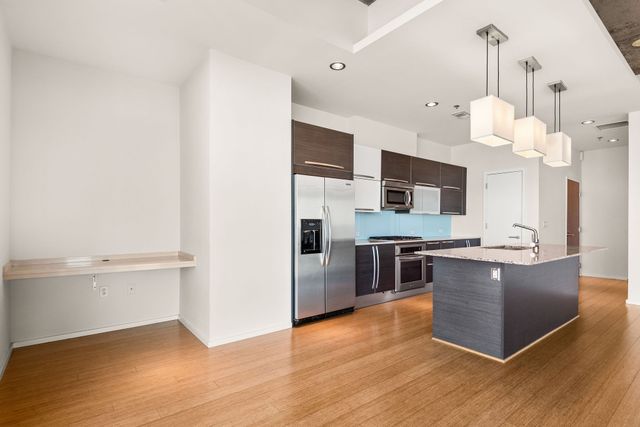 700 12th Ave S Unit 1411, Nashville, TN 37203