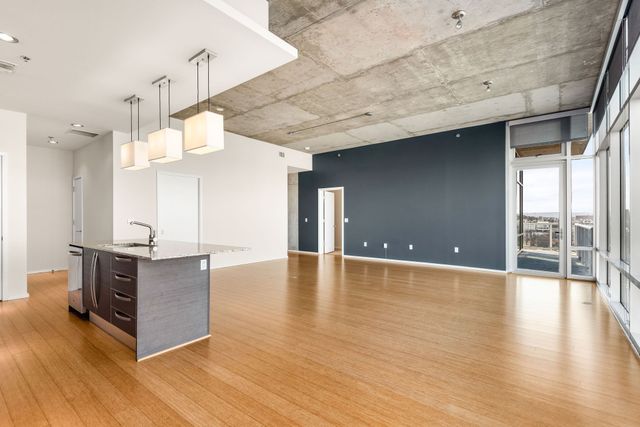 700 12th Ave S Unit 1411, Nashville, TN 37203