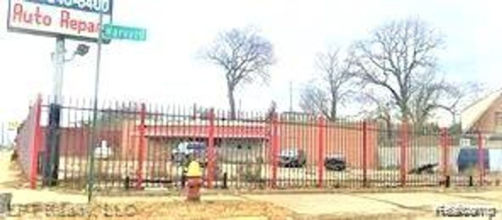 16941 E Warren Avenue, Detroit, MI 48224