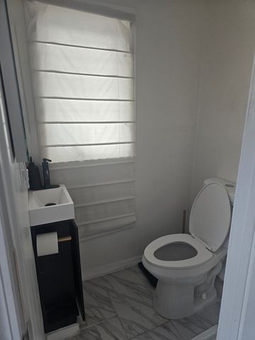 2173 Main, Palmer, MA 01080