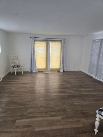 2173 Main, Palmer, MA 01080