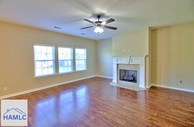 1111 Marne Boulevard, Hinesville, GA 31313