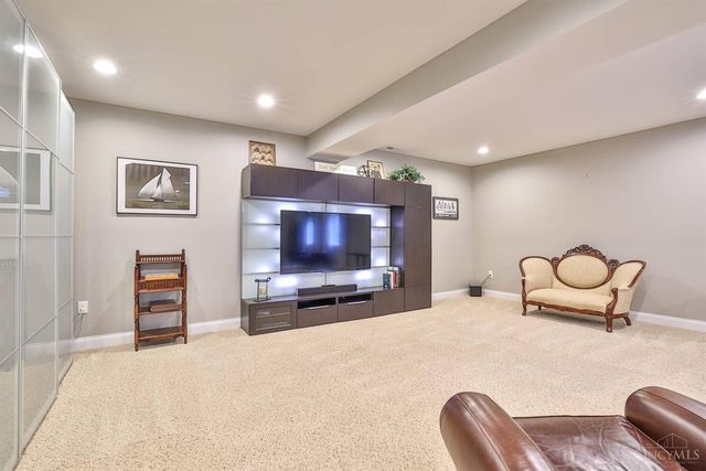 458 Maple Ridge Court, Union Twp, OH 45244