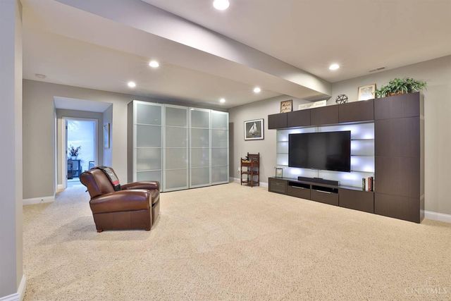 458 Maple Ridge Court, Union Twp, OH 45244