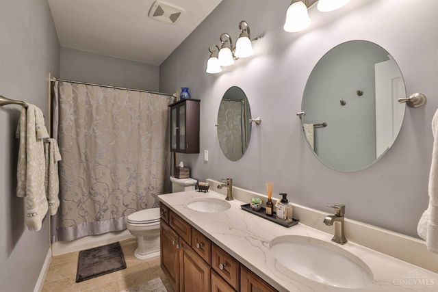 458 Maple Ridge Court, Union Twp, OH 45244