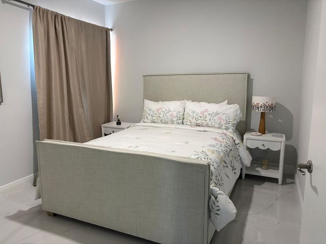 2650 Lake Shore Drive 803, Riviera Beach, FL 33404