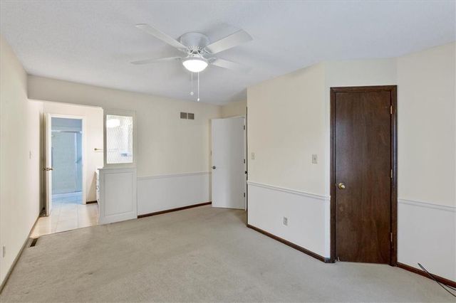 10215 W 101st Street, Overland Park, KS 66212
