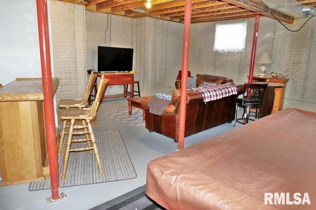 7520 S CAMERON Lane, Mapleton, IL 61547