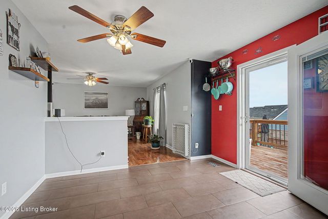 192 White Blossom Dr, Shepherdsville, KY 40165