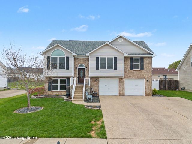 192 White Blossom Dr, Shepherdsville, KY 40165