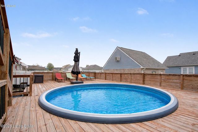 192 White Blossom Dr, Shepherdsville, KY 40165