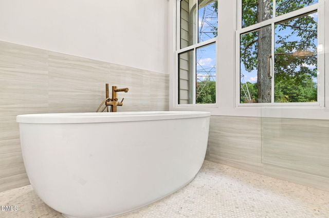 81611 Alexander, Chapel Hill, NC 27517