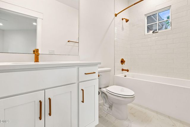 81611 Alexander, Chapel Hill, NC 27517