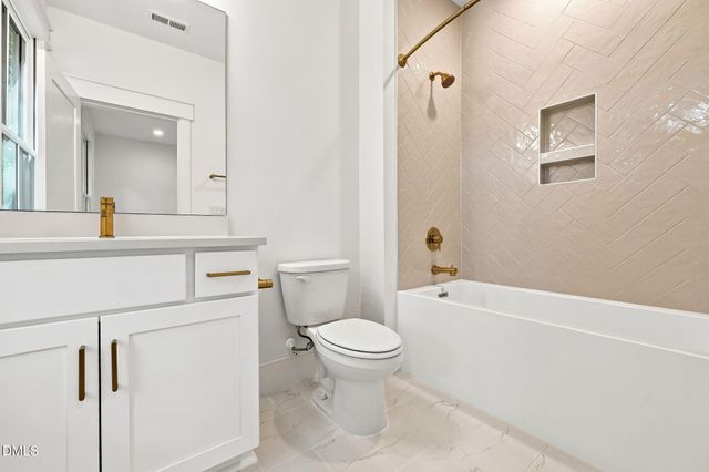 81611 Alexander, Chapel Hill, NC 27517