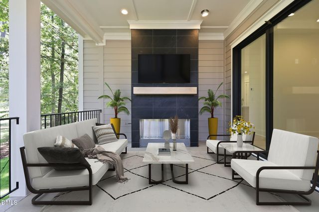 81611 Alexander, Chapel Hill, NC 27517