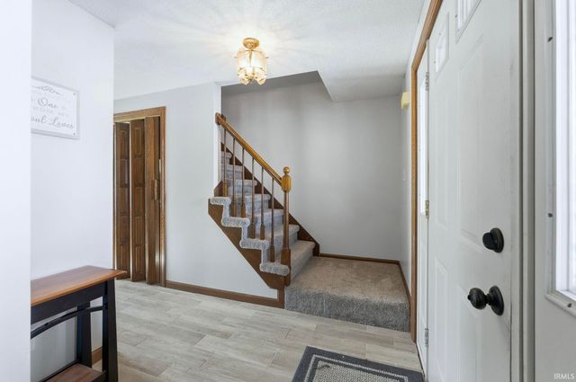 10410 Thatcher Court, Fort Wayne, IN 46845