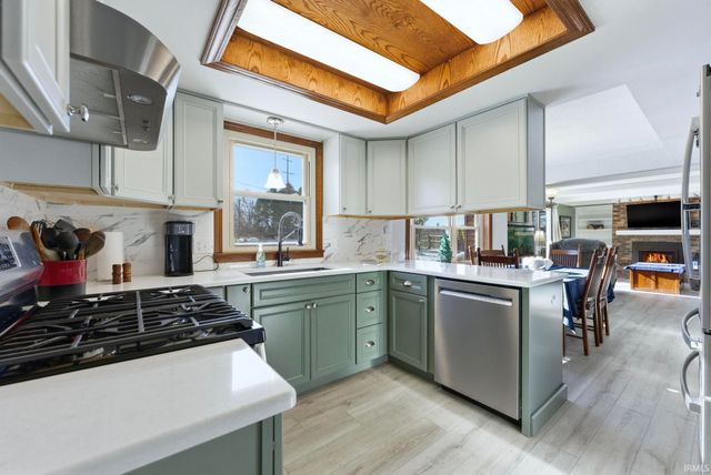 10410 Thatcher Court, Fort Wayne, IN 46845