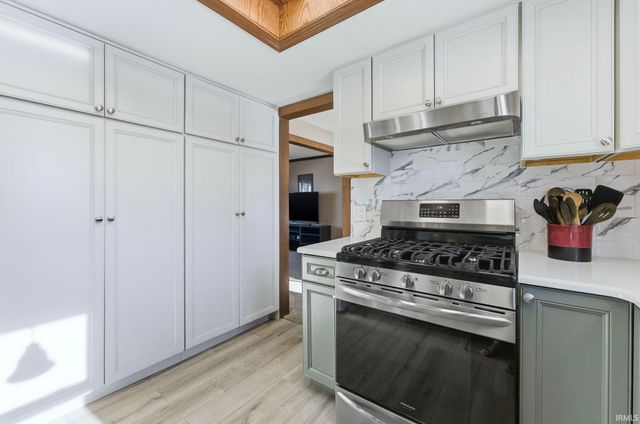 10410 Thatcher Court, Fort Wayne, IN 46845