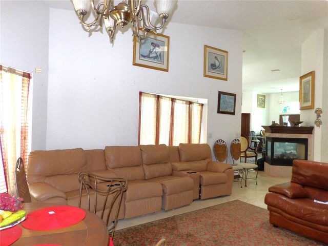 2515 E HAMPSHIRE STREET, Inverness, FL 34453