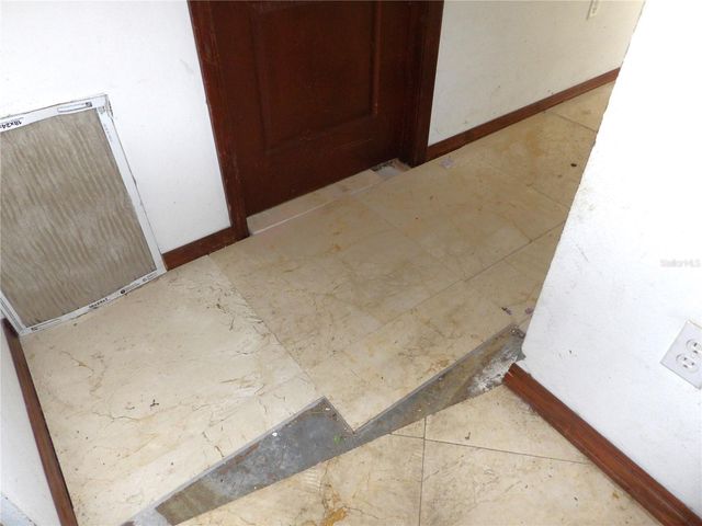 2515 E HAMPSHIRE STREET, Inverness, FL 34453