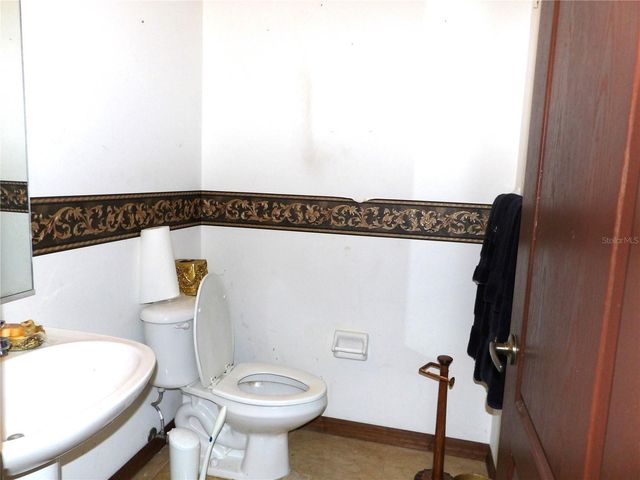 2515 E HAMPSHIRE STREET, Inverness, FL 34453