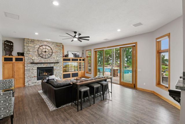 1065 Bayside Lane, Minnetrista, MN 55364