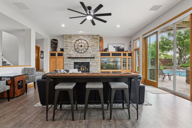 1065 Bayside Lane, Minnetrista, MN 55364