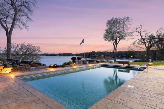 1065 Bayside Lane, Minnetrista, MN 55364