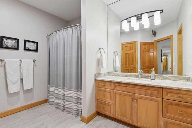 1065 Bayside Lane, Minnetrista, MN 55364