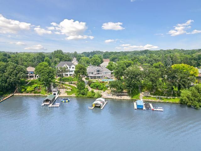 1065 Bayside Lane, Minnetrista, MN 55364