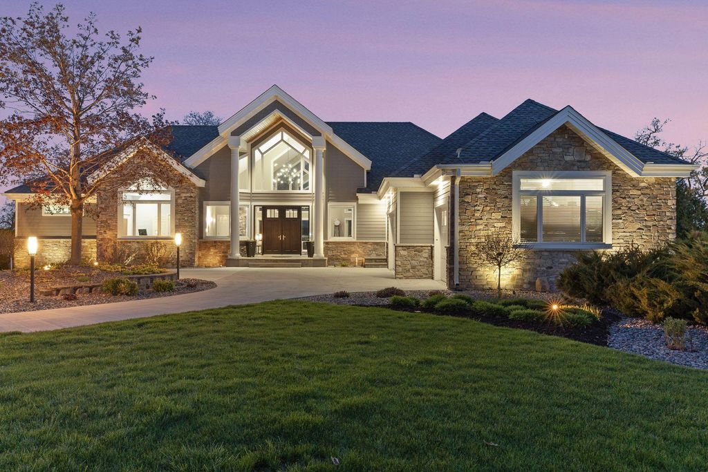 1065 Bayside Lane, Minnetrista, MN 55364
