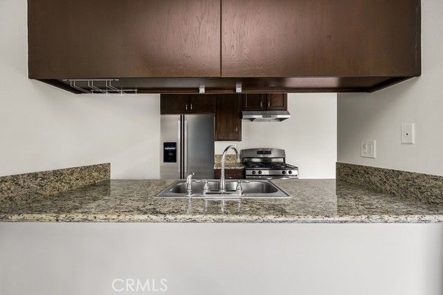 784 N Shattuck Pl, Orange, CA 92867