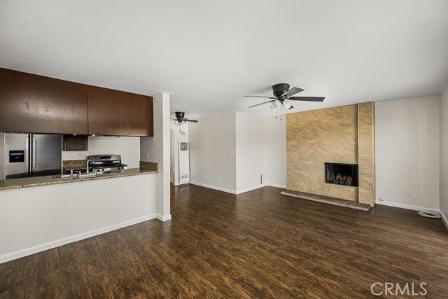 784 N Shattuck Pl, Orange, CA 92867