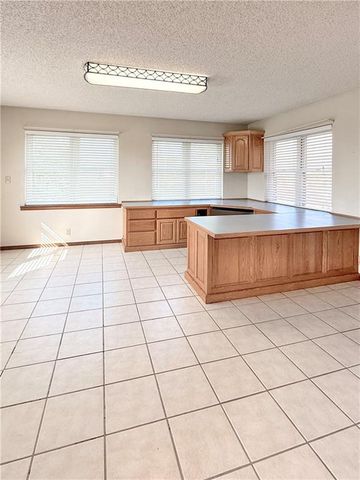 5501 CR 5200 Road, Cherryvale, KS 67335