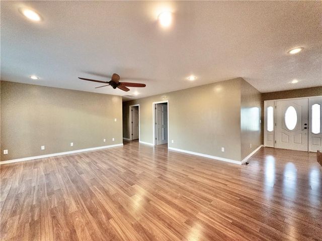 5501 CR 5200 Road, Cherryvale, KS 67335