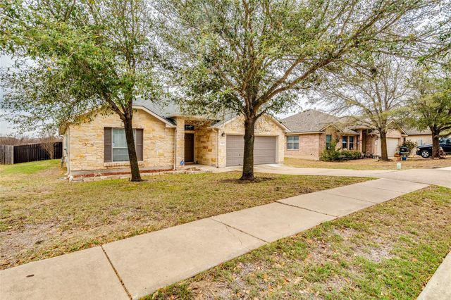740 Dark Horse LN, Buda, TX 78610