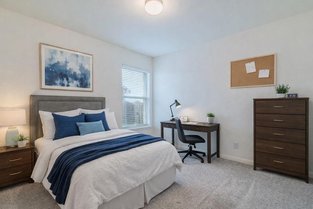 740 Dark Horse LN, Buda, TX 78610