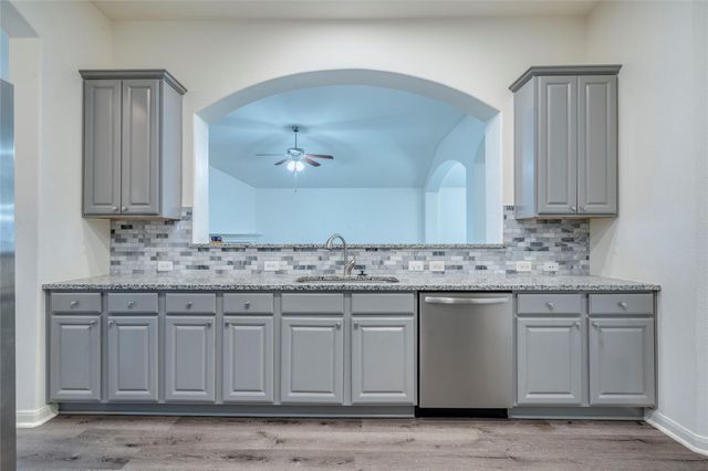 740 Dark Horse LN, Buda, TX 78610