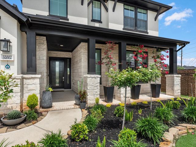 32002 Crested Knoll Court, Fulshear, TX 77441