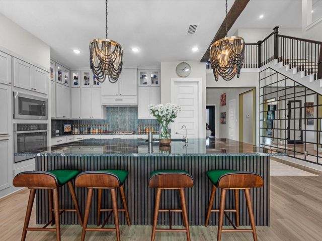 32002 Crested Knoll Court, Fulshear, TX 77441