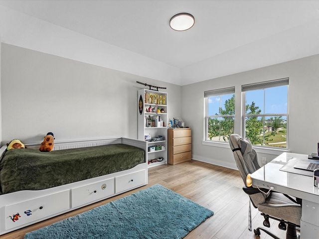 32002 Crested Knoll Court, Fulshear, TX 77441