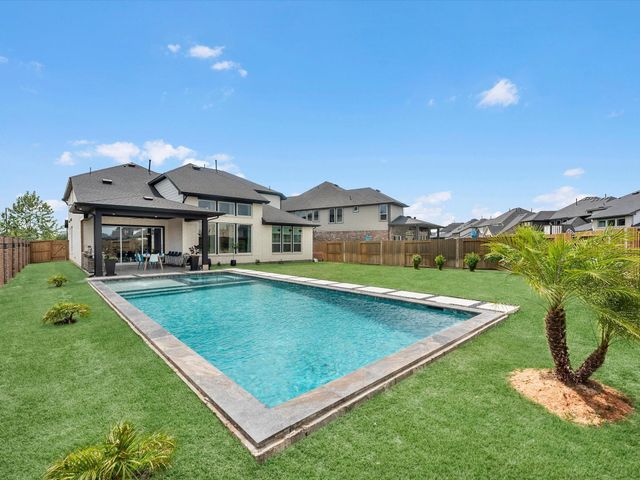 32002 Crested Knoll Court, Fulshear, TX 77441