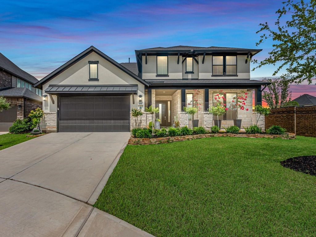 32002 Crested Knoll Court, Fulshear, TX 77441