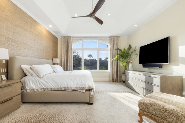 176 Golf Village Boulevard, Jupiter, FL 33458