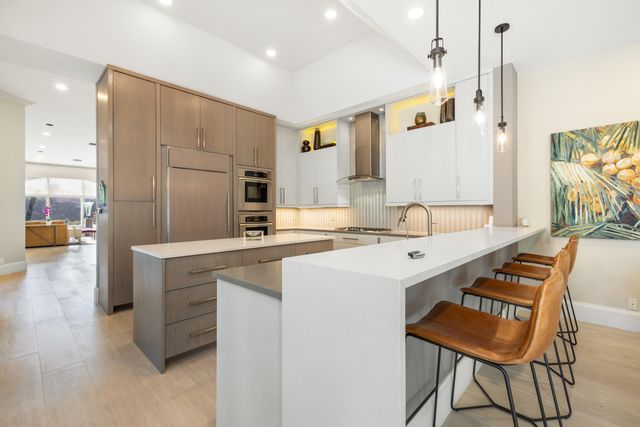 176 Golf Village Boulevard, Jupiter, FL 33458